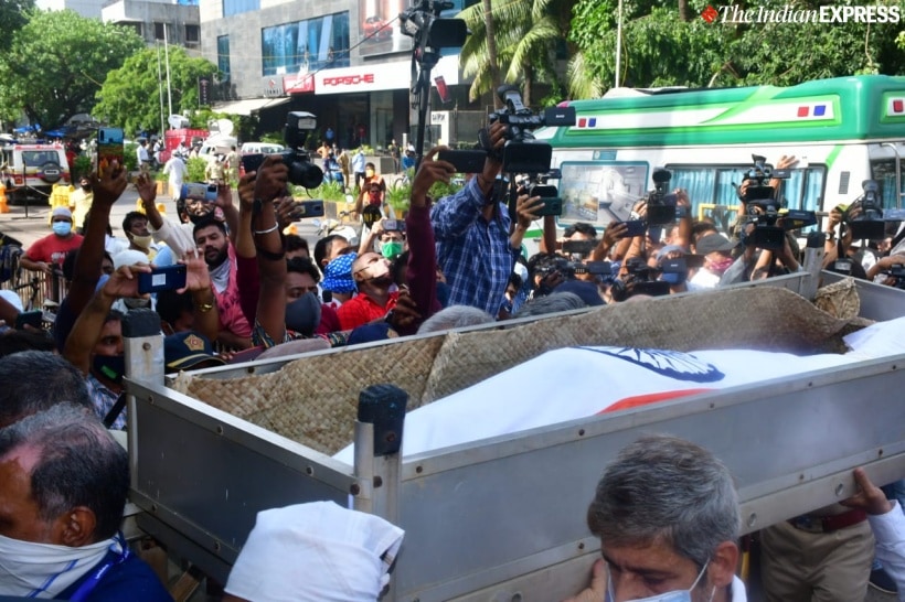 dilip kumar funeral