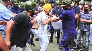 Bengal fake vaccination BJP clash police