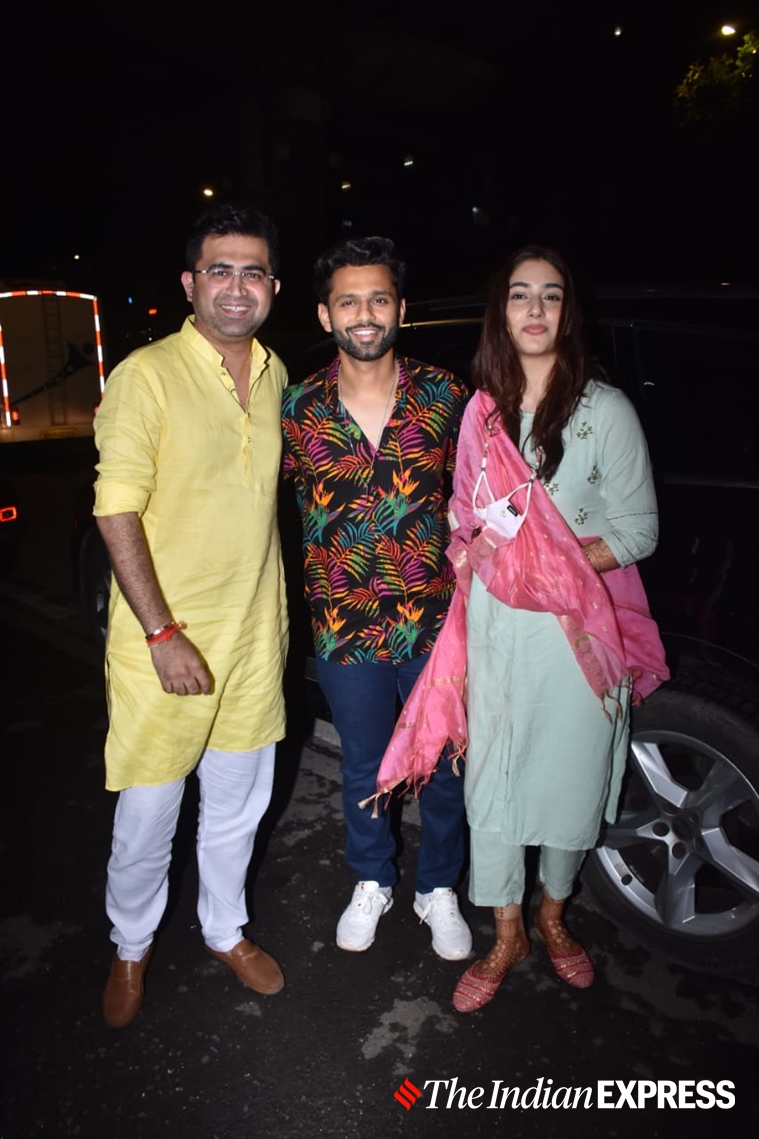 Disha Parmar and Rahul Vaidya spotted after chooda ceremony, see photos