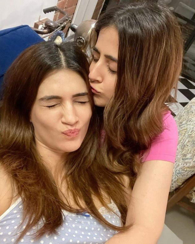 kriti, nupur sanon