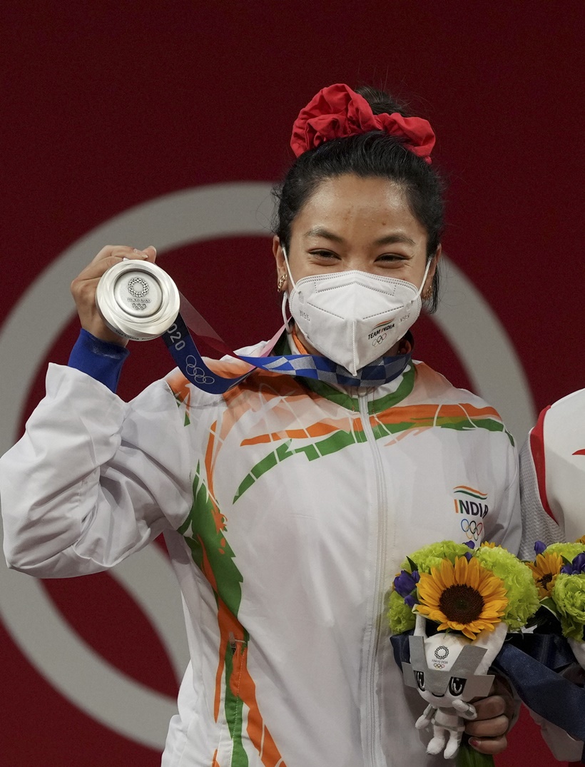 Abhinav Bindra pens heartwarming letter for Mirabai Chanu - Rediff.com