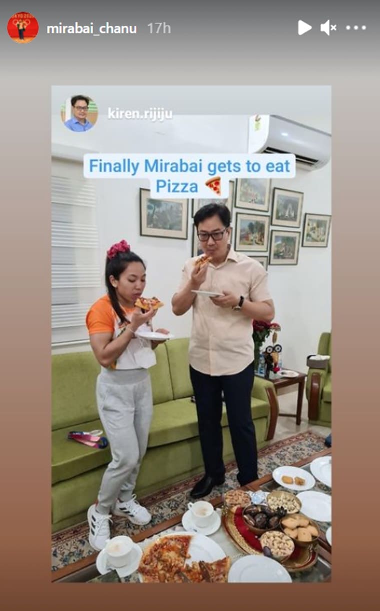 Mirabai Chanu come pizza, Mirabai Chanu Pizza, Mirabai Chanu News, Ganador de los Juegos Olímpicos de Tokio en India, Kiren Rijiju, Indianexpress.com, Indianexpress,