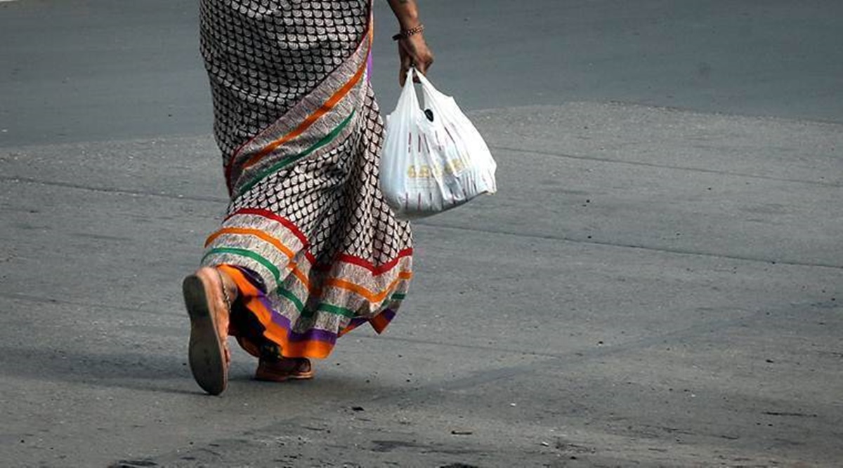 Delhi govt starts issuing penalties for violating plasticban rule  Latest  News Delhi  Hindustan Times