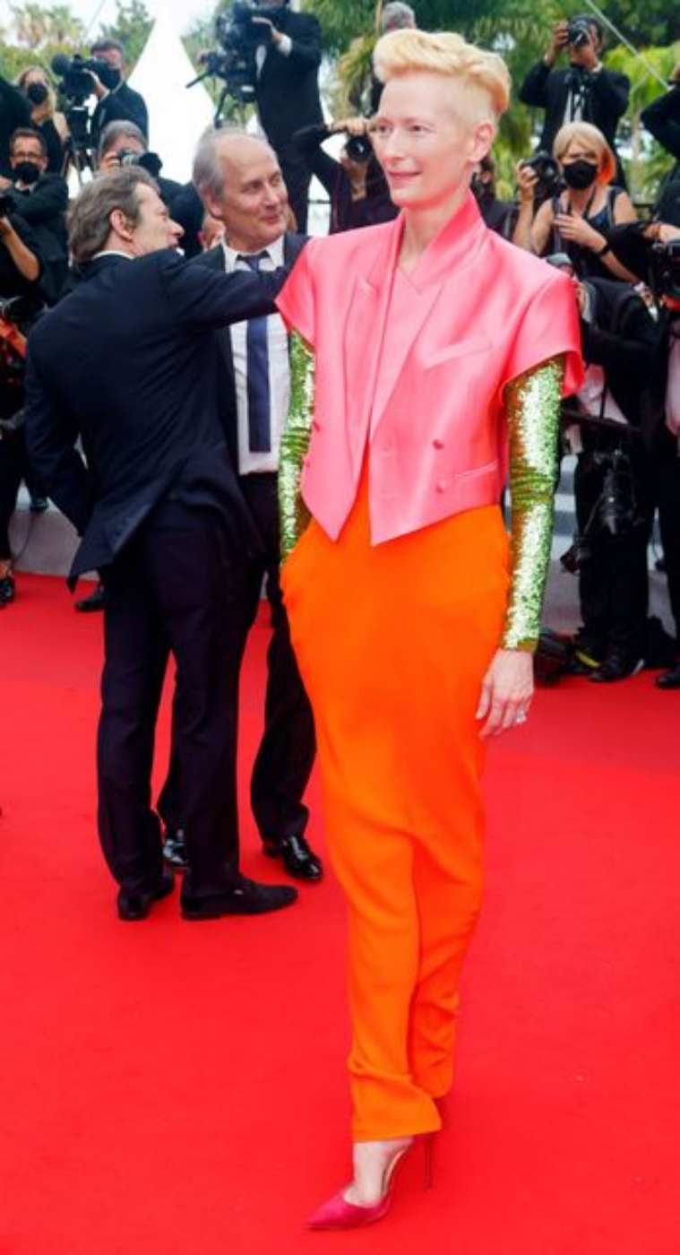 Cannes 2021: Tilda Swinton lleva el estilo andrógino a la alfombra roja