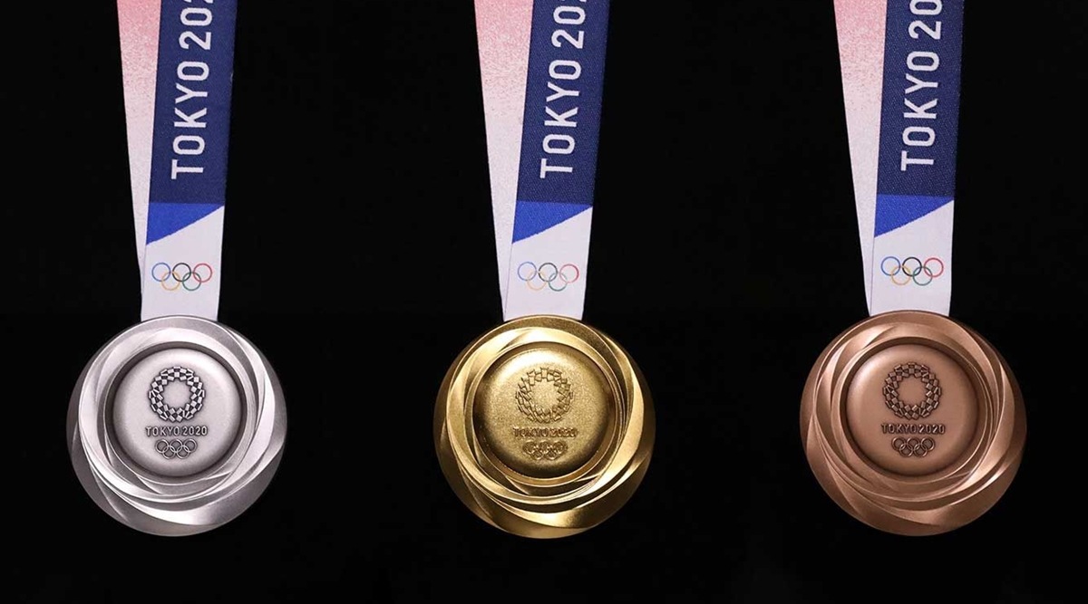The gold, silver and bronze medals of the Tokyo Olympics. (Reuters)