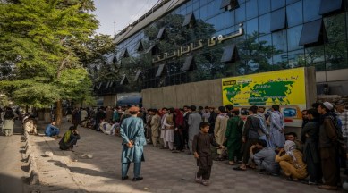 Crisis pushes Afghanistan’s economy closer to the brink
