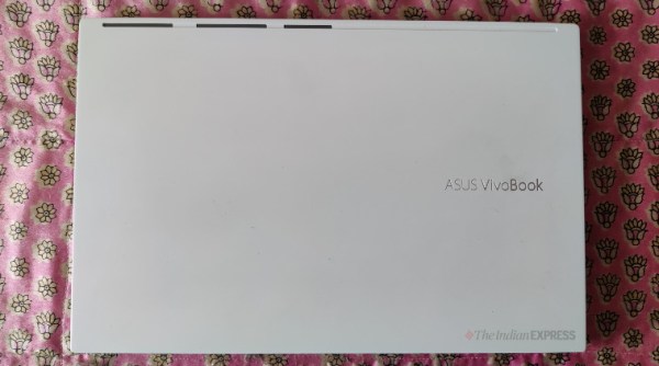 Asus VivoBook S14 review, Asus VivoBook,