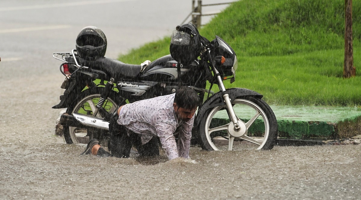 Rains likely to lash Delhi today; IMD predicts dry week after Monday