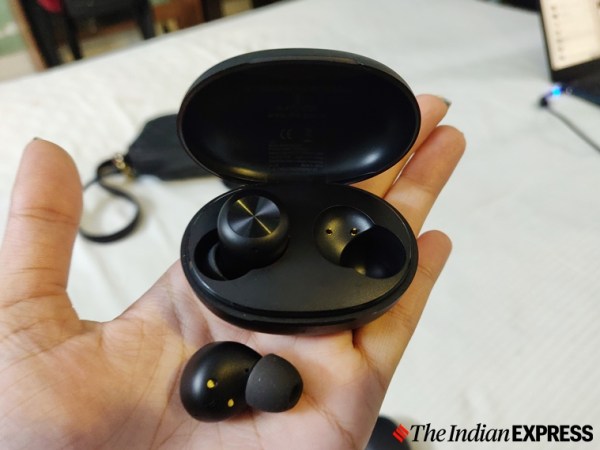 Dizo GoPods D review: TWS earbuds for less than Rs 1,500 | Technology ...