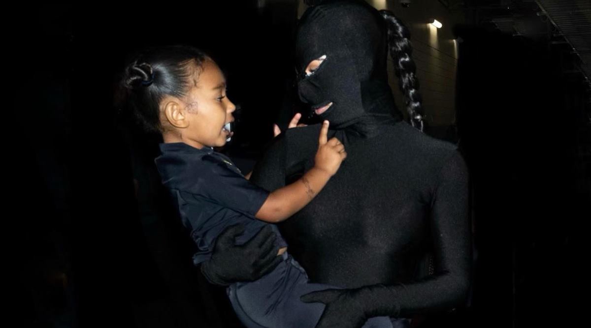 Kim Kardashian Wore Black Mask and Bodysuit at People's Choice Awards