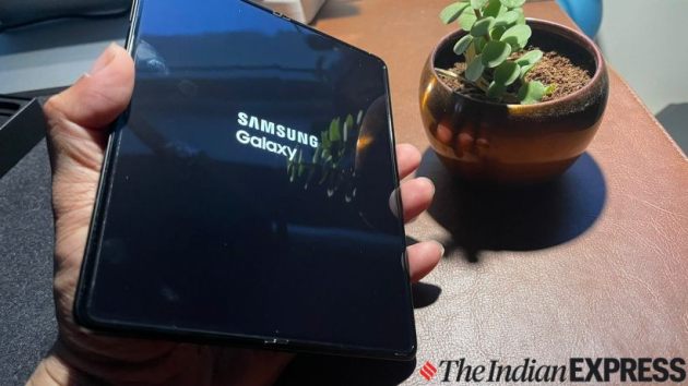 samsung, Samsung Galaxy Z Fold 3 preview, Samsung Galaxy Z Fold 3 first look, Samsung Galaxy Z Fold 3 hands on, Samsung Galaxy Z Fold 3 specifications, Samsung Galaxy Z Fold 3 price, Samsung Galaxy Z Fold 3 design, samsung galaxy z fold 3, samsung galaxy z fold 3 5G , Indian express news