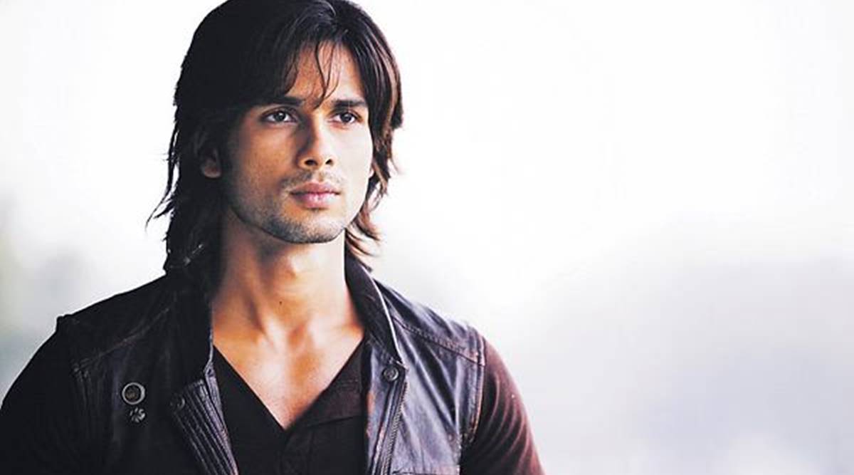 Very cool looks of our gorgeous  Shahid Kapoor Fan Club  Facebook