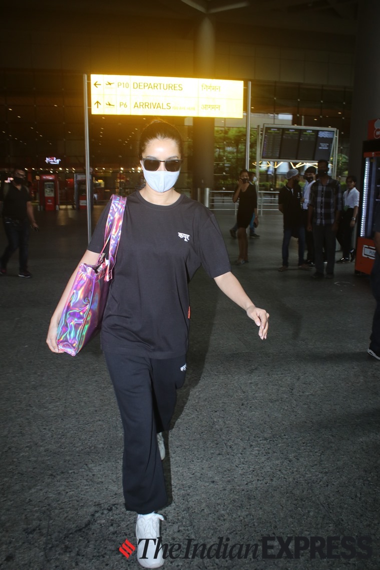 Airport fashion