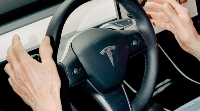 India has revised its proposed
$8 billion scheme for the auto sector which will now focus on
incentivising companies to build  electric and hydrogen
fuel-powered vehicles