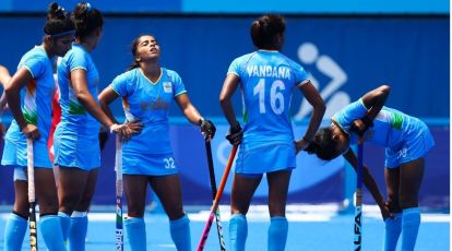 Indian women's hockey team finishes 4th at Olympics after losing to Great  Britain; See match pics!