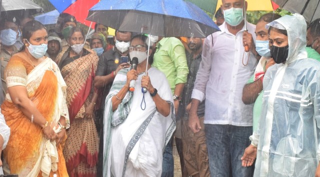 West Bengal Chief Minister Mamata Banerjee visits flood affected areas in Howrah district. (Photo: CMO)