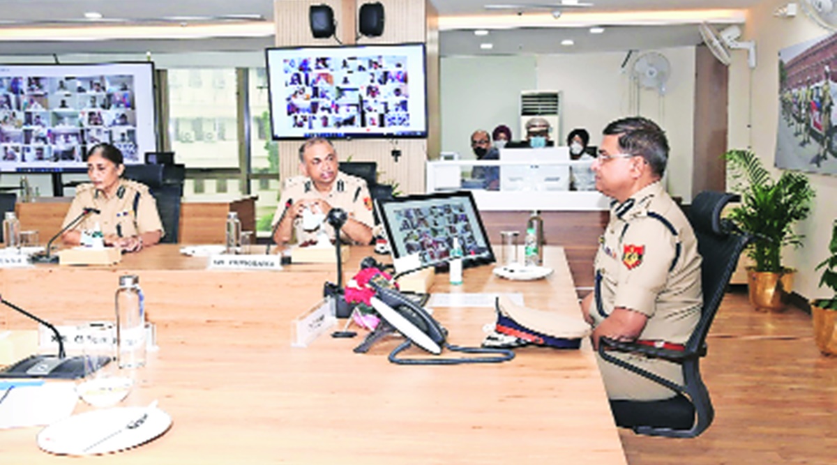 Delhi police chief introduces change: From Sept, cops from local station to travel with PCR