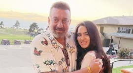 sanjay dutt with trishala dutt