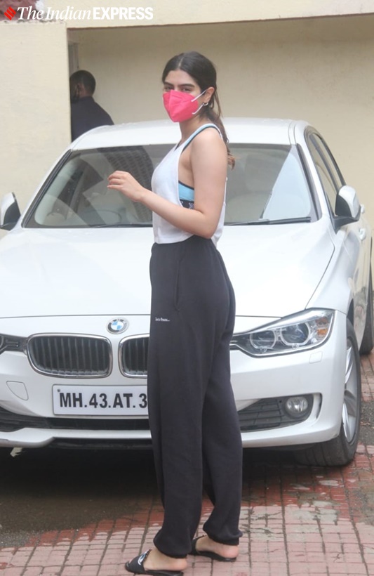 khushi kapoor