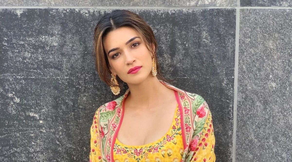 Kriti Sanon Dazzles In Exquisite Manish Malhotra Creations See Pics