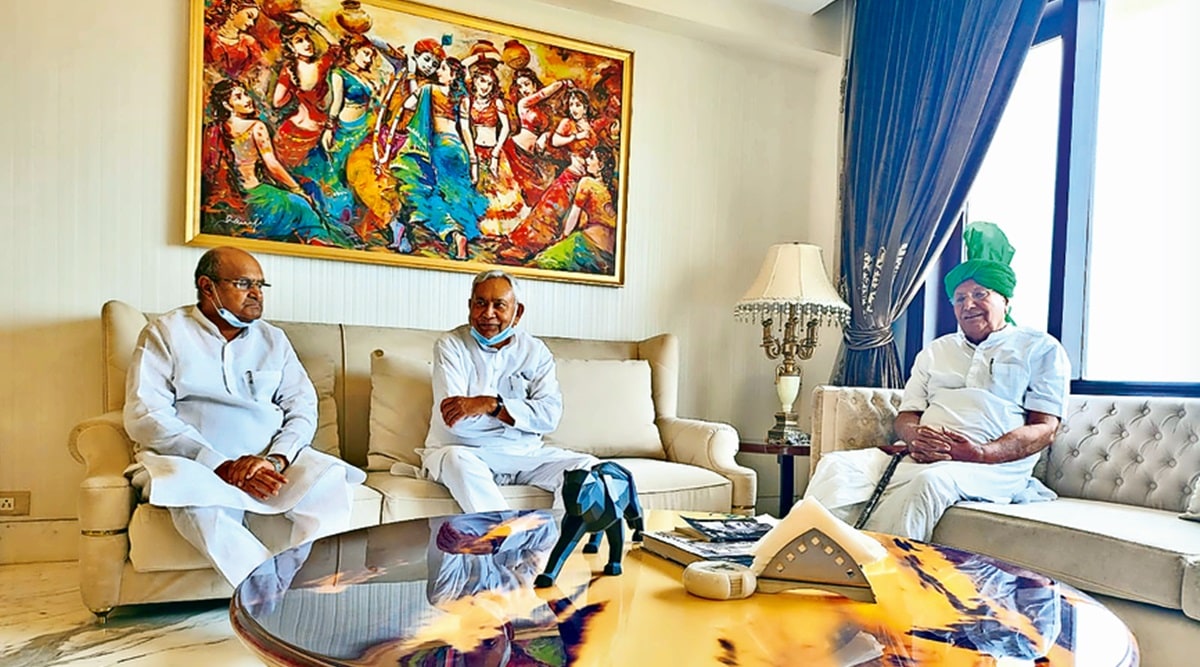 Former Haryana CM O P Chautala meets Bihar CM Nitish Kumar in Gurgaon on Sunday.