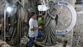 West bengal CM, mamata banerjee, mamata banerjee idol, durga puja, durga puja pandal, indian express, indian express newsm kolkata news, current affairs