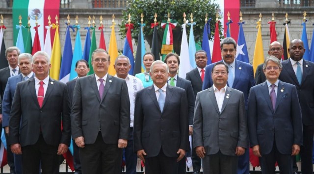 Mexico President Andres Manuel Lopez Obrador (centre) with leaders and prime ministers during the summit of the Community of Latin American and Caribbean States (CELAC), at the National Palace in Mexico City. (Reuters)