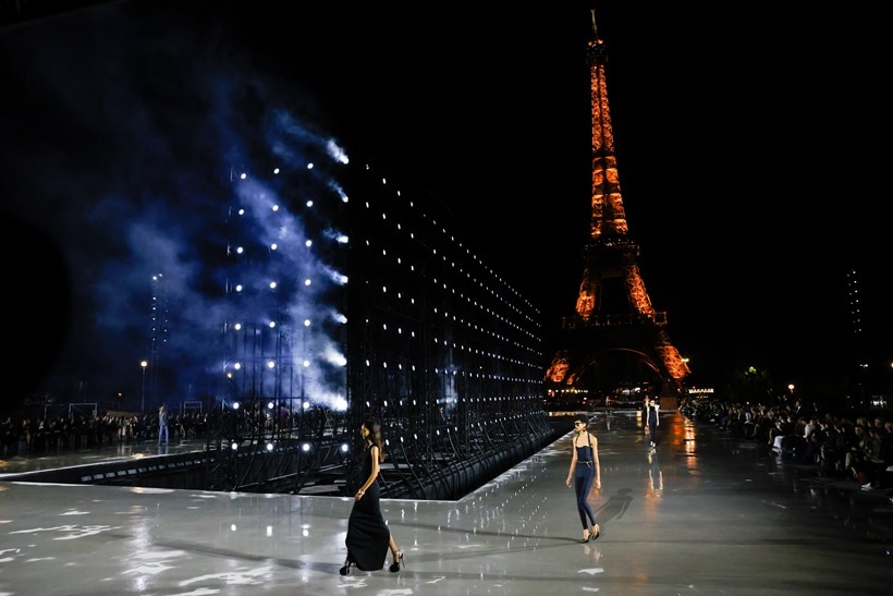 Yves Saint Laurent returns to Eiffel Tower runway