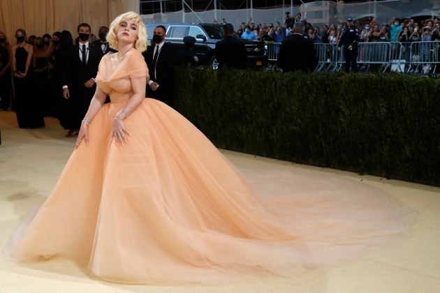 Billie Eilish, met gala, met gala 2021, met gala red carpet