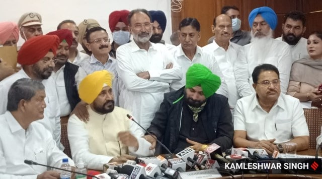 Punjab cabiney, Charanjit Singh Channi, Navjot Singh Sidhu, Cracks between Channi-Sidhu, Channi Sidhu news, Punjab news, India news, Indian express