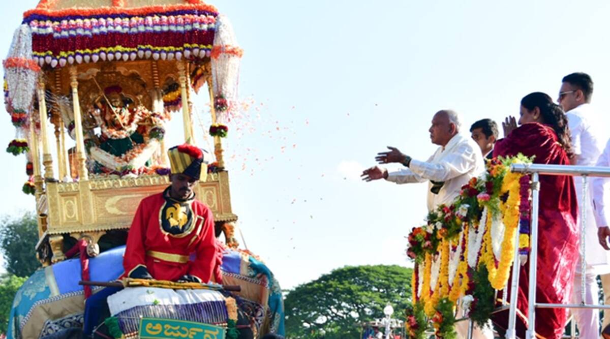 Mysore Dasara: Idol to be brought as procession from Chamundi ...