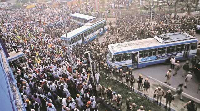 Farmers lead towards Mini Secretariat at Karnal in Haryana on Tuesday. (Express photo by Praveen Khanna)