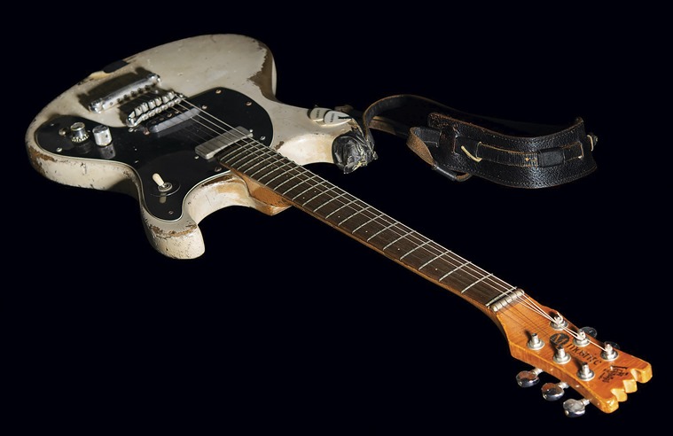 Johnny Ramone, Johnny Ramone guitar, Johnny Ramone guitar auction