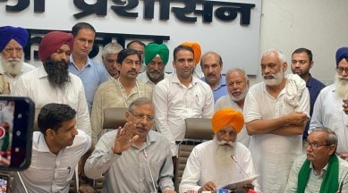 Karnal protests, Kisan Mahapanchayat, Haryana farmers, Haryana farmers call off protests, Karnal deadlock ends, ML Khattar, Haryana Govt, Farmer-govt talks, Farmers latest news, India news, Indian express