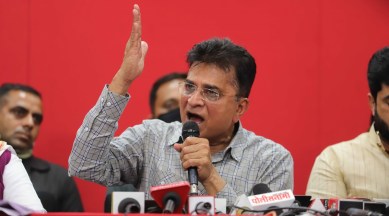 Kirit Somaiya breaking news, kirit somaiya arrested, kirit somaiya news, kirit somaiya live marathi, kirit somaiya detained, Kirit Somaiya held, Kirit Somaiya karad railway station, Kirit Somaiya stopped, Kirit Somaiya Kolhapur visit, Kirit Somaiya, BJP, Maharashtra, Mumbai, Mumbai news, current affairs, India news