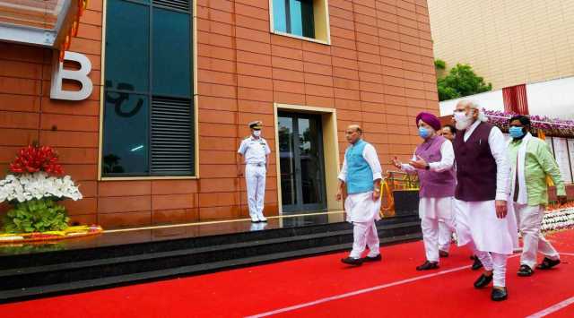 Prime Minister Narendra Modi during the inauguration of the Defence Offices Complex, in New Delhi, Thursday, September 16, 2021. Union Minister for Defence Rajnath Singh and Union Minister for Petroleum & Natural Gas Hardeep Singh Puri are also seen. (PTI Photo)