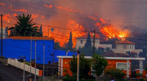 Spain Volcano, Spain Volcano erupts, Volcano eruptions, La Palma island, La Palma eruption, Cumbre Vieja volcanic ridge, Canary Islands Volcanology Institute, Indian Express,