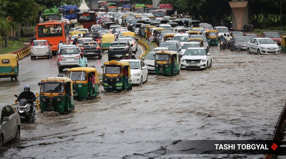 As Rain Batters Delhi, Waterlogging, Traffic Snarls Across City | India ...