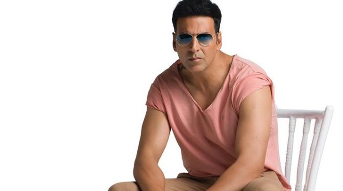 Akshay Kumar pens note on mother's health: 'Very tough time for me and my  family' | Entertainment News,The Indian Express