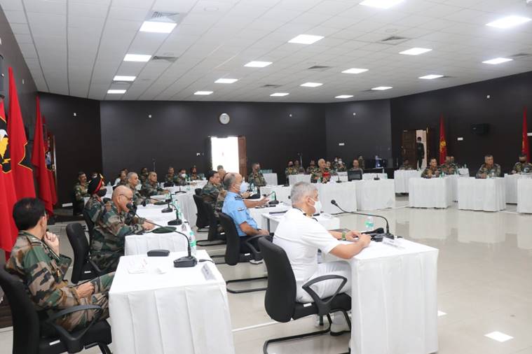 Formation heads of Southern Command meet in Pune, discuss border security