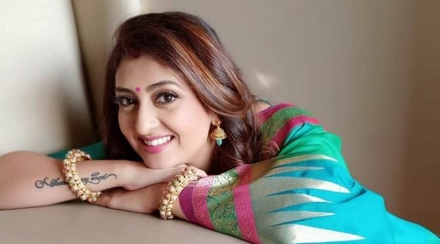 juhi parmar, easy recipe, modak recipes, how to make modaks quickly, modak recipe, ganesh chaturthi recipes, easy ganesh chaturthi recipe, no sugar modaks,