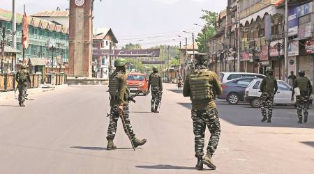 Geelani death: Kashmir lockdown for second day, IGP says under control