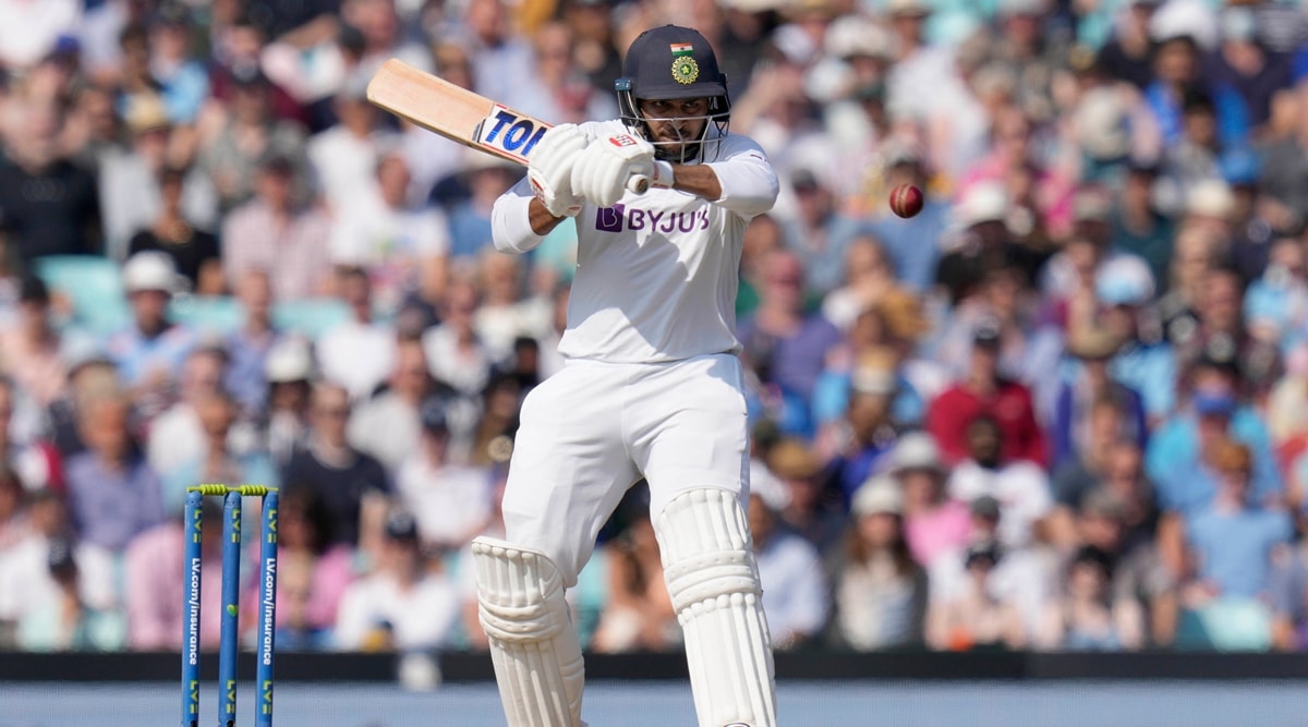 Shradul Thakur, India vs England, Sharadul Thakur batting, Oval Test, Indian cricketer, Indian crocket team, India batsman Shradul Thakur, Sports news, cricket news, current affairs, Indian express