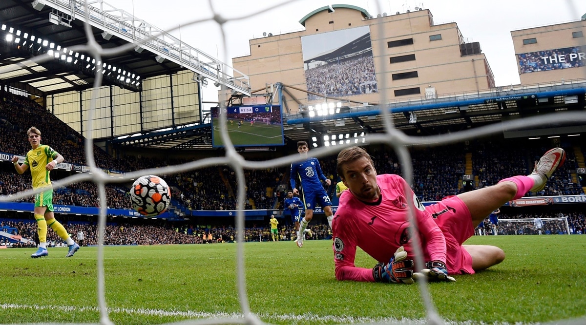 Own-goal costs Palace in 1-1 draw with Burnley in EPL