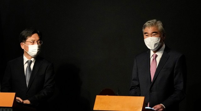 US Special Representative for North Korea, Sung Kim (right) speaks during a briefing after a meeting with South Korea's Special Representative for Korean Peninsula Peace and Security Affairs Noh Kyu-duk. (AP)