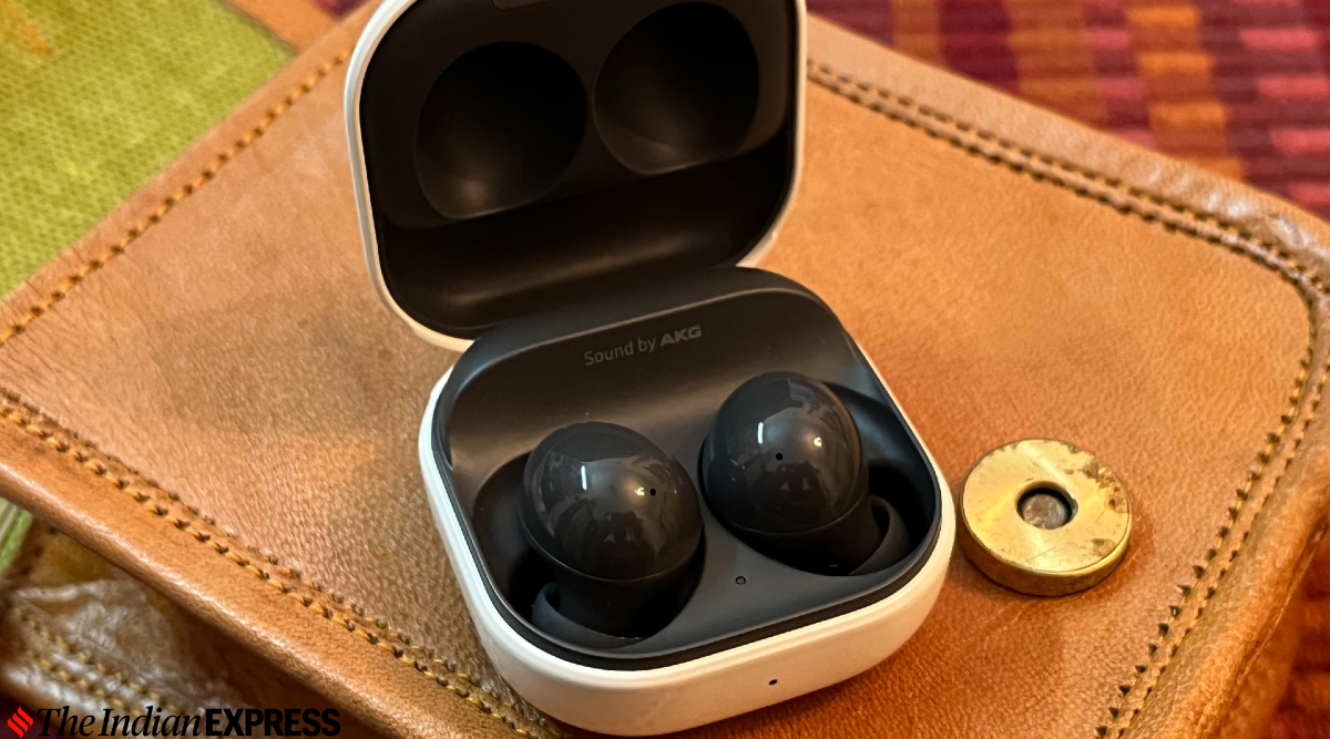 Samsung Galaxy Buds 2 Review The Right Earbuds For Your Android Phone Technology News The Indian Express