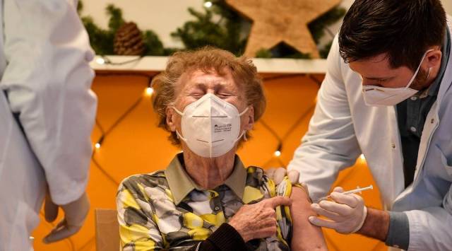 An elderly woman gets coronavirus vaccine. (File photo via AP for representation)