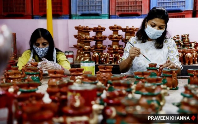 Diwali celebration 2021, Diwali celebrations, Diwali celebrations delhi, Diwali celebrations visually impaired, Diwali celebrations for the blind, diwali 2021 amidst covid-19, pandemic diwali celebrations, indianexpressonline