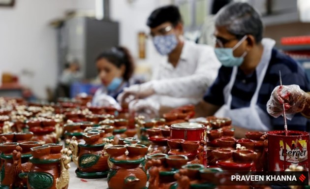 Diwali celebration 2021, Diwali celebrations, Diwali celebrations delhi, Diwali celebrations visually impaired, Diwali celebrations for the blind, diwali 2021 amidst covid-19, pandemic diwali celebrations, indianexpressonline