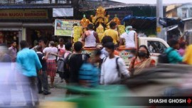 Kolkata durga puja, Covid-19, Puja pandals, Kolkata, Kolkata news, Indian express, Indian express news